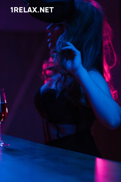 Девушка массажистка Карина, салон SunRise фото №6 Девушка массажистка Карина, салон SunRise фото №6