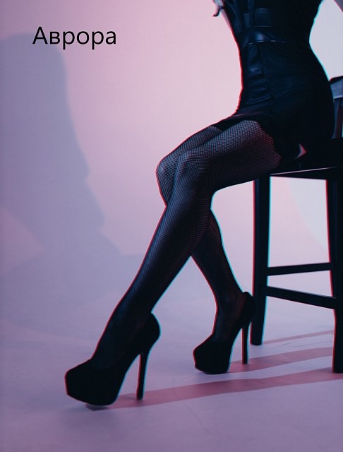 Девушка массажистка Аврора, салон One Club